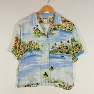 Weekend Traffic Top Womens‎ Medium Coastal Tropical Vacation Whimsical Fun Shirt